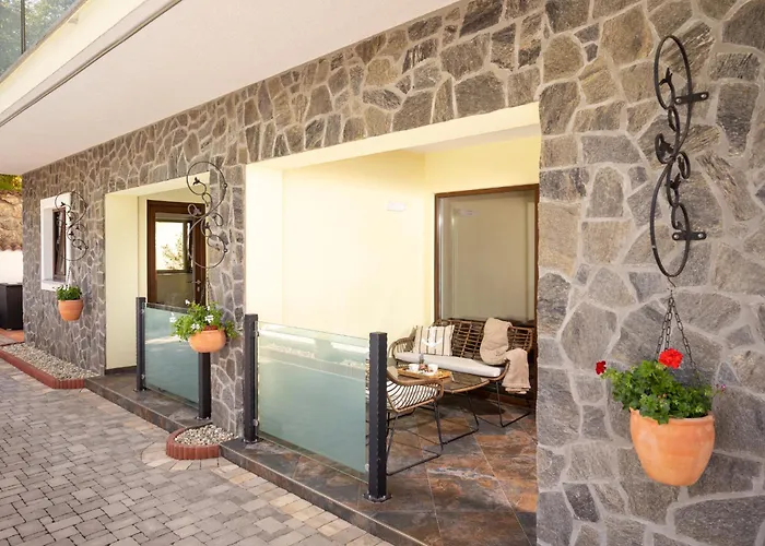 Hillside Apartamento Jurdani