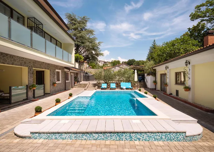 Hillside Apartamento Jurdani